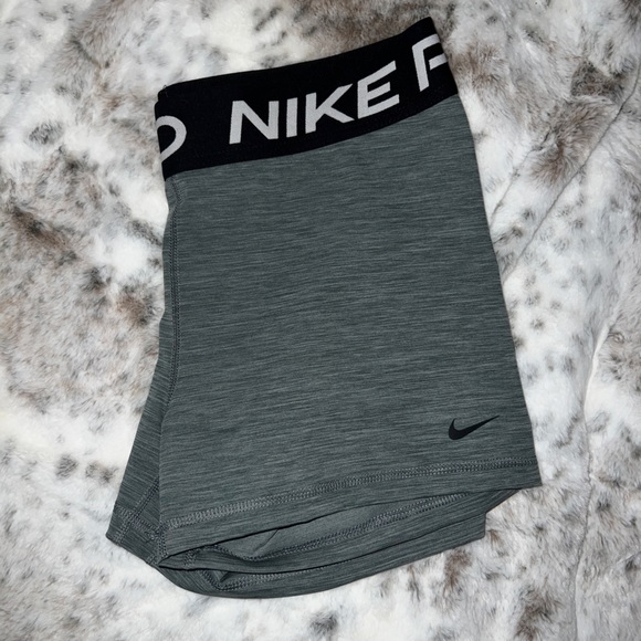 Nike Pants - Gray Nike Pros